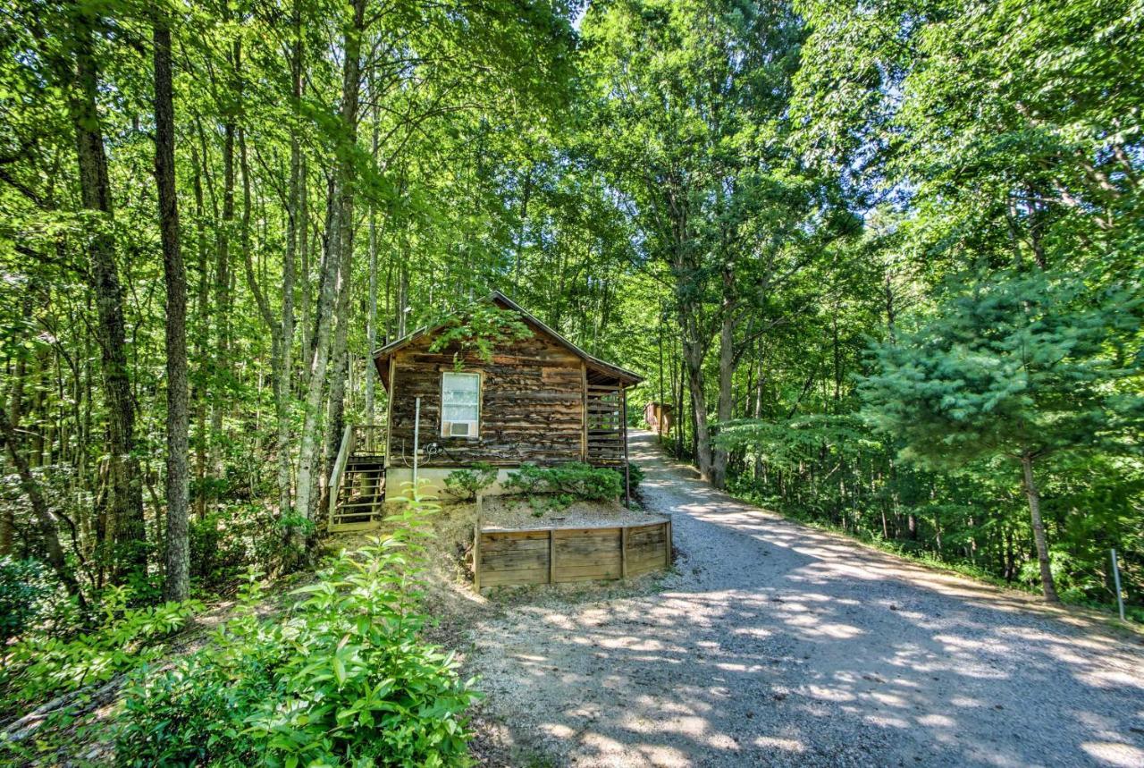 Cozy The Woodshop Cabin With Deck And Forest Views! Robbinsville Buitenkant foto